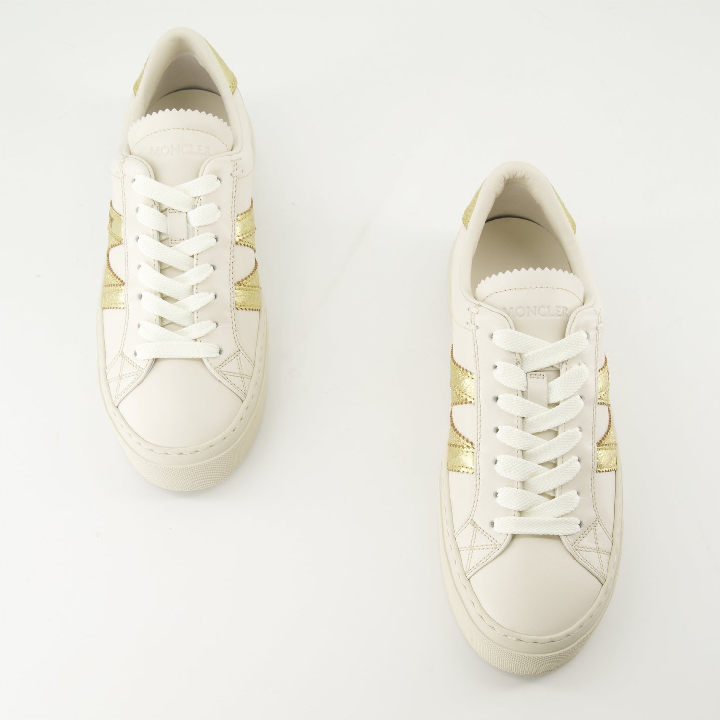 Low-Top Sneakers – White & Gold
