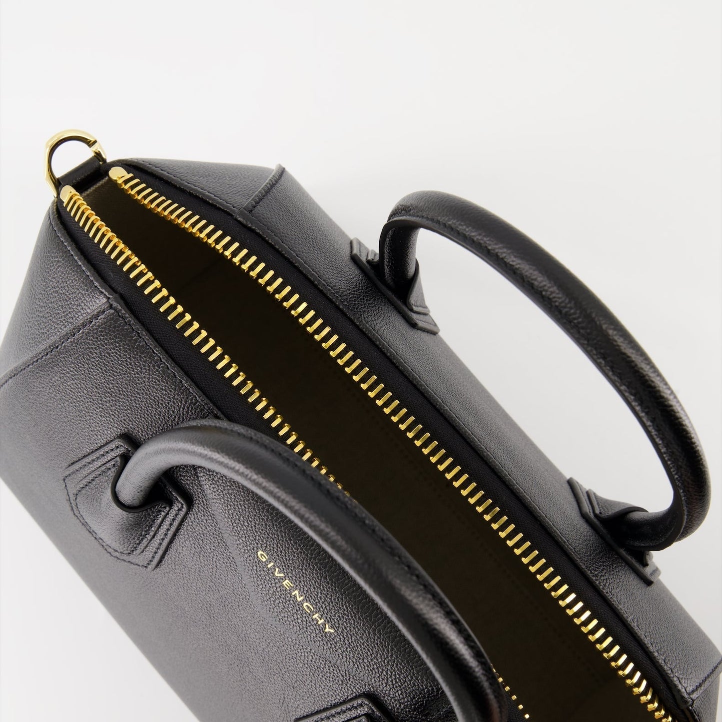 Black Leather Antigona Handle Bag
