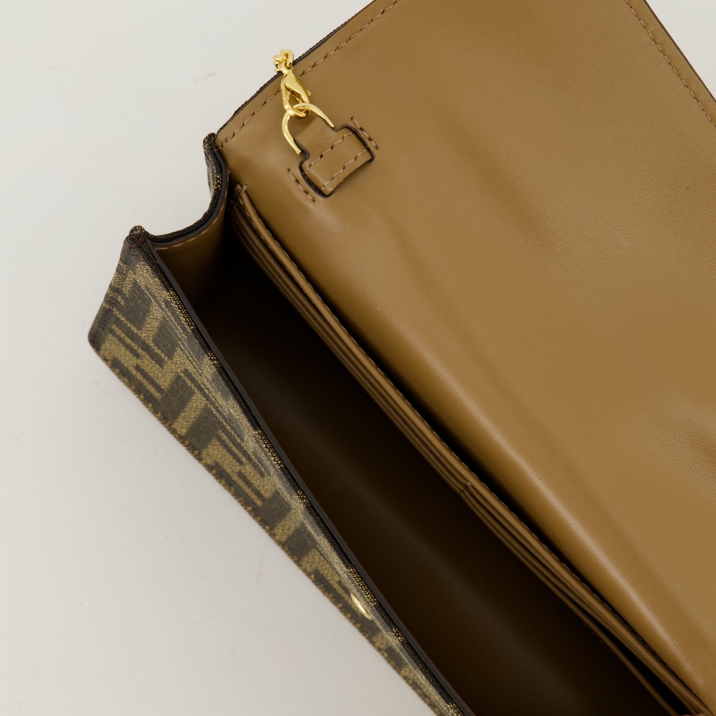 Baguette Chain Wallet