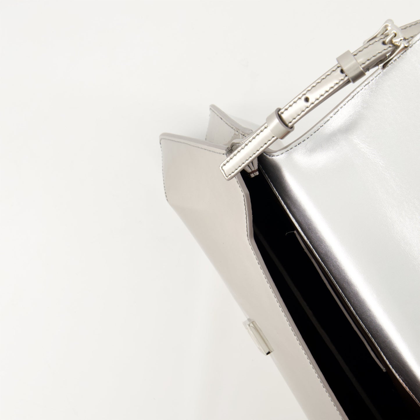 Metallic Silver Leather Shoulder Bag with 4G Logo