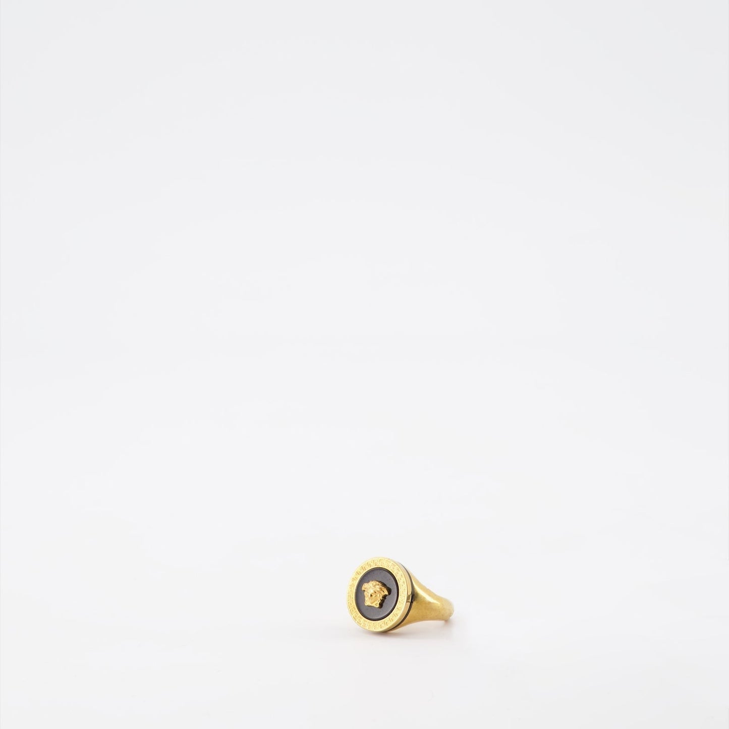 Medusa Ring