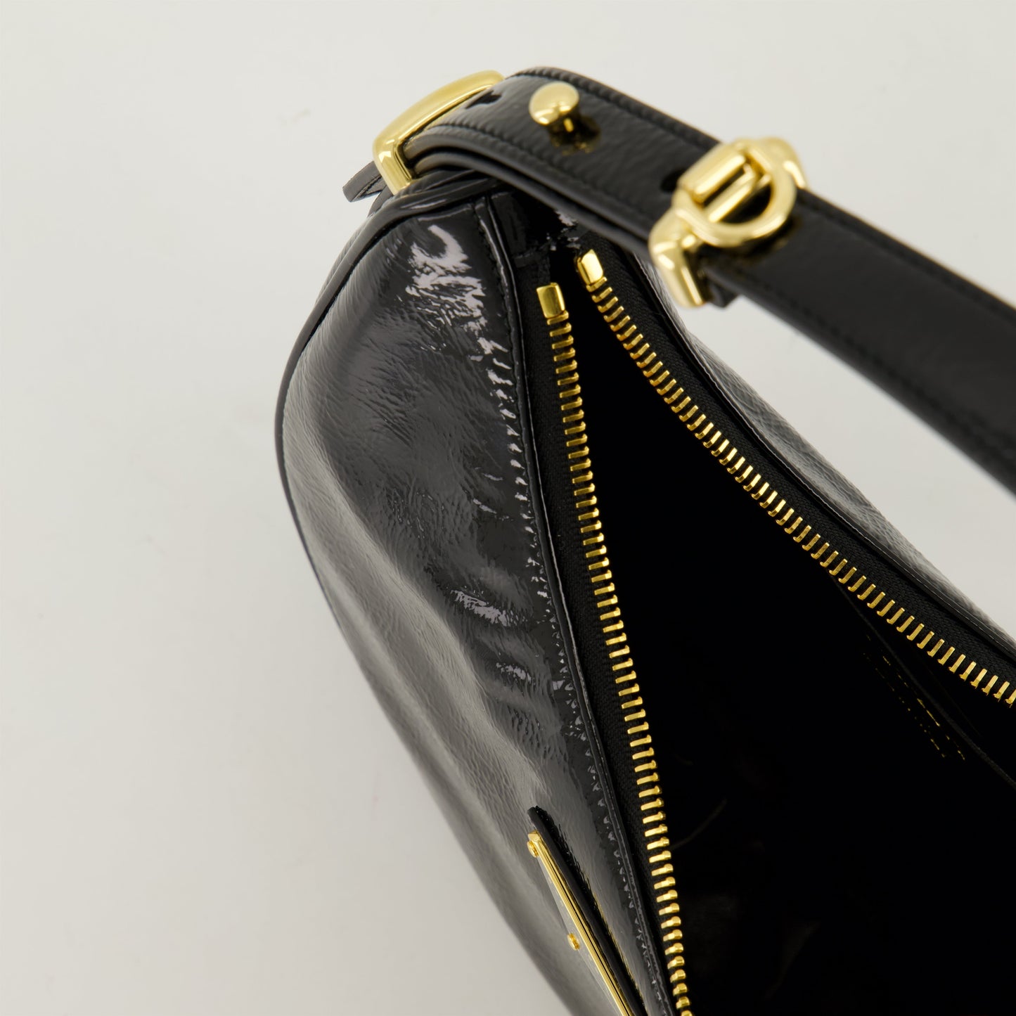 Patent Leather Shoulder Bag (Black)