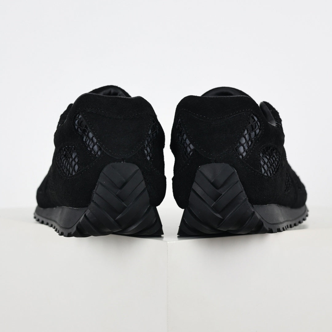Orbit Lace-Up Runner in Black