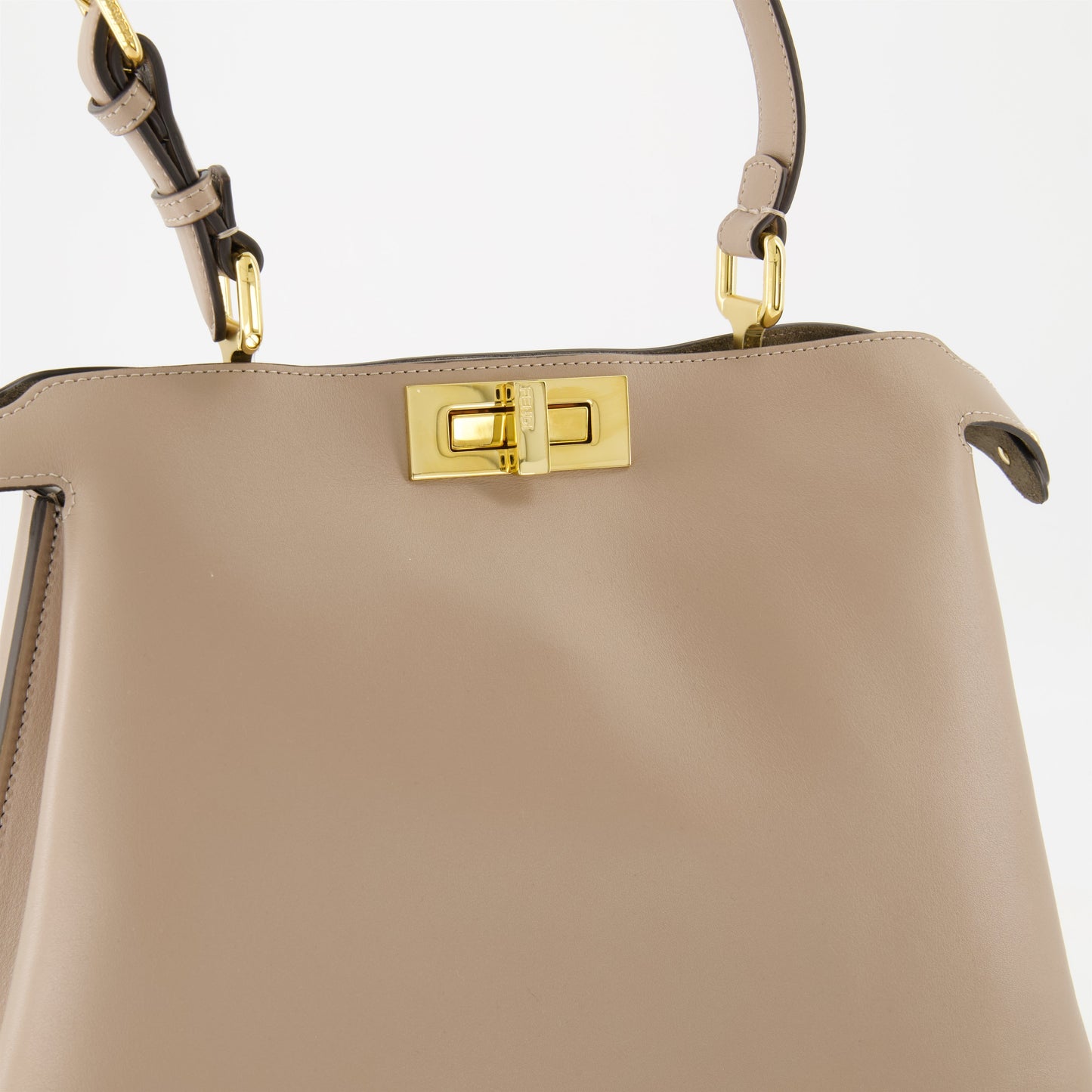 Peekaboo ISeeU Medium – Beige Leather