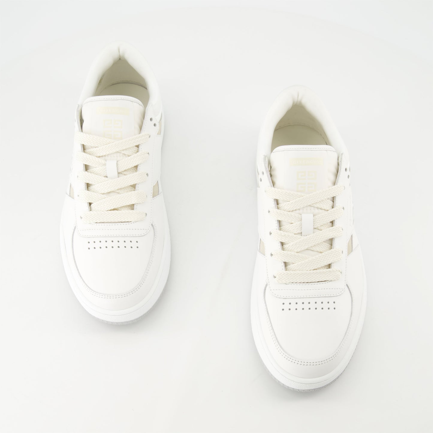 G Move Sneakers