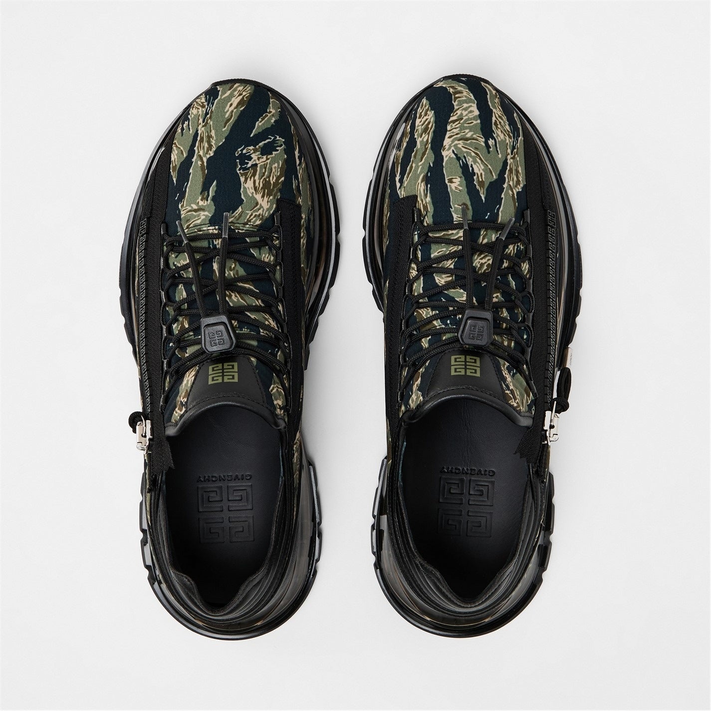 GIV Spectre Zipped Runners