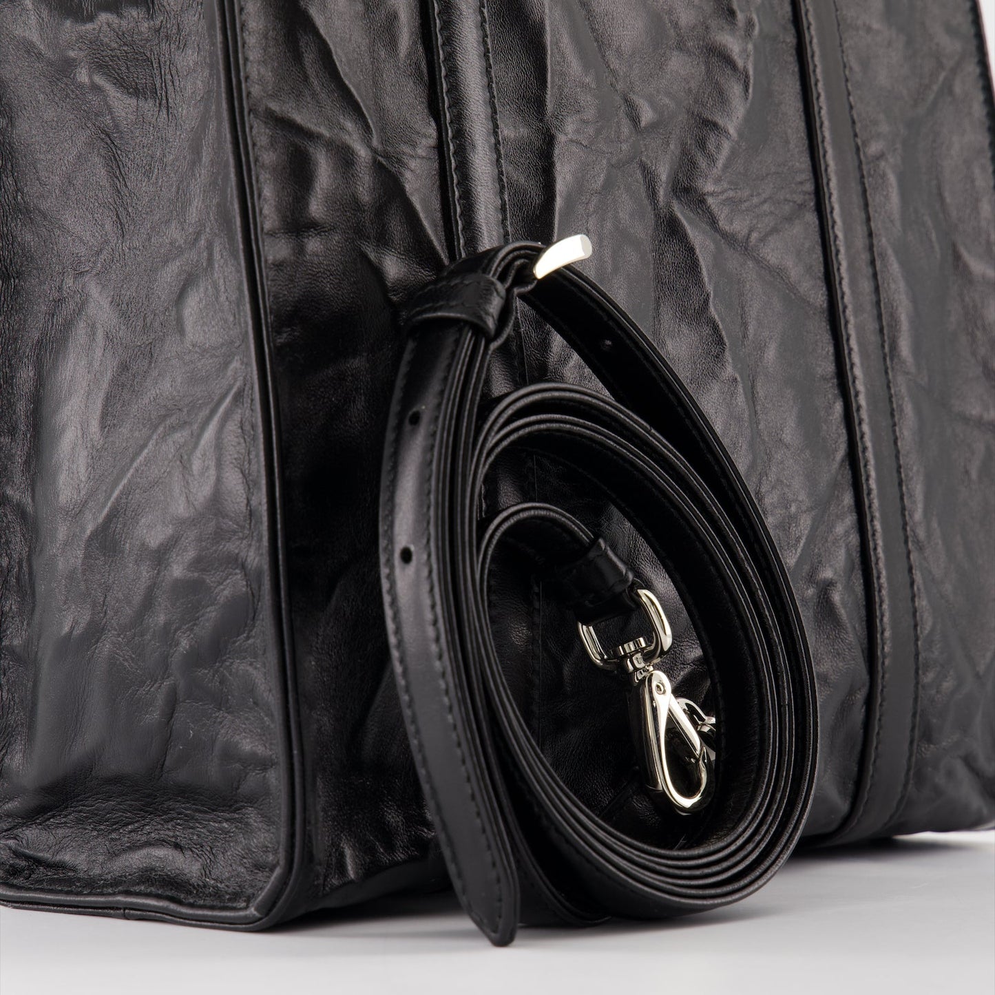 Soft Leather Tote Bag (Black)