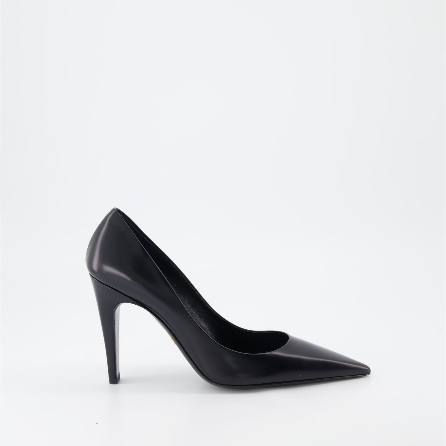 Leather Pointed-Toe Pumps