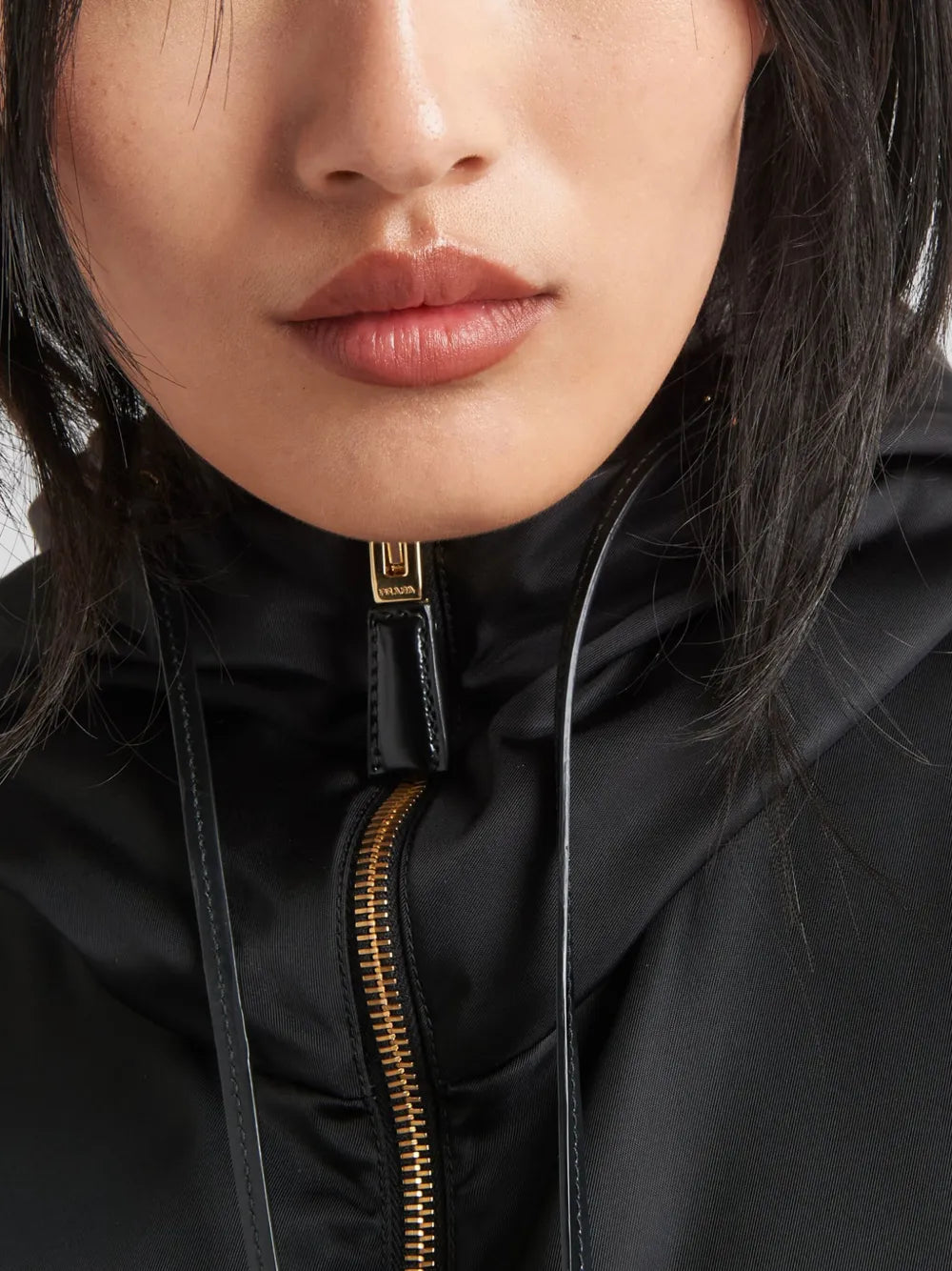 Hooded Nylon Zip Vest