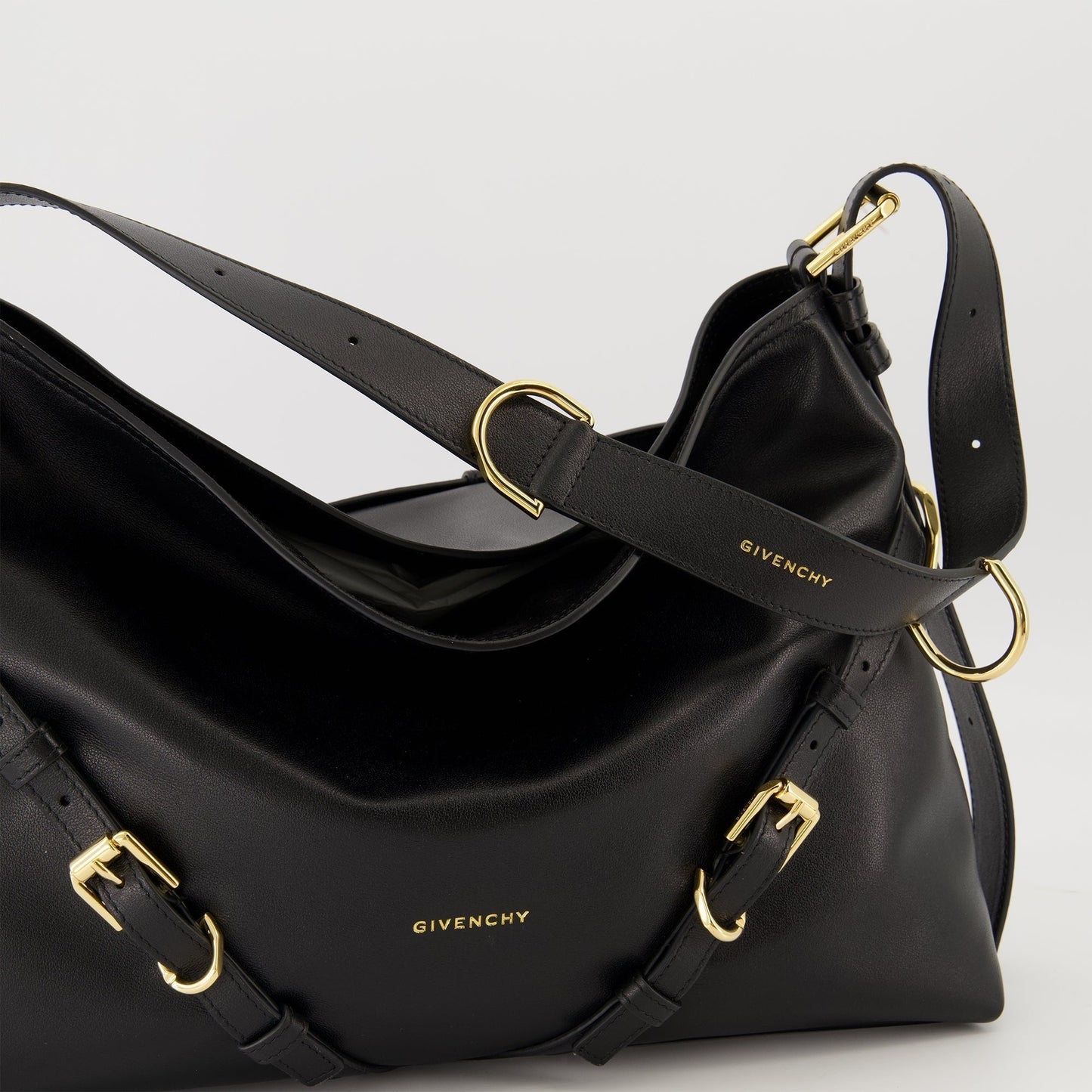Voyou Shoulder Bag – Black