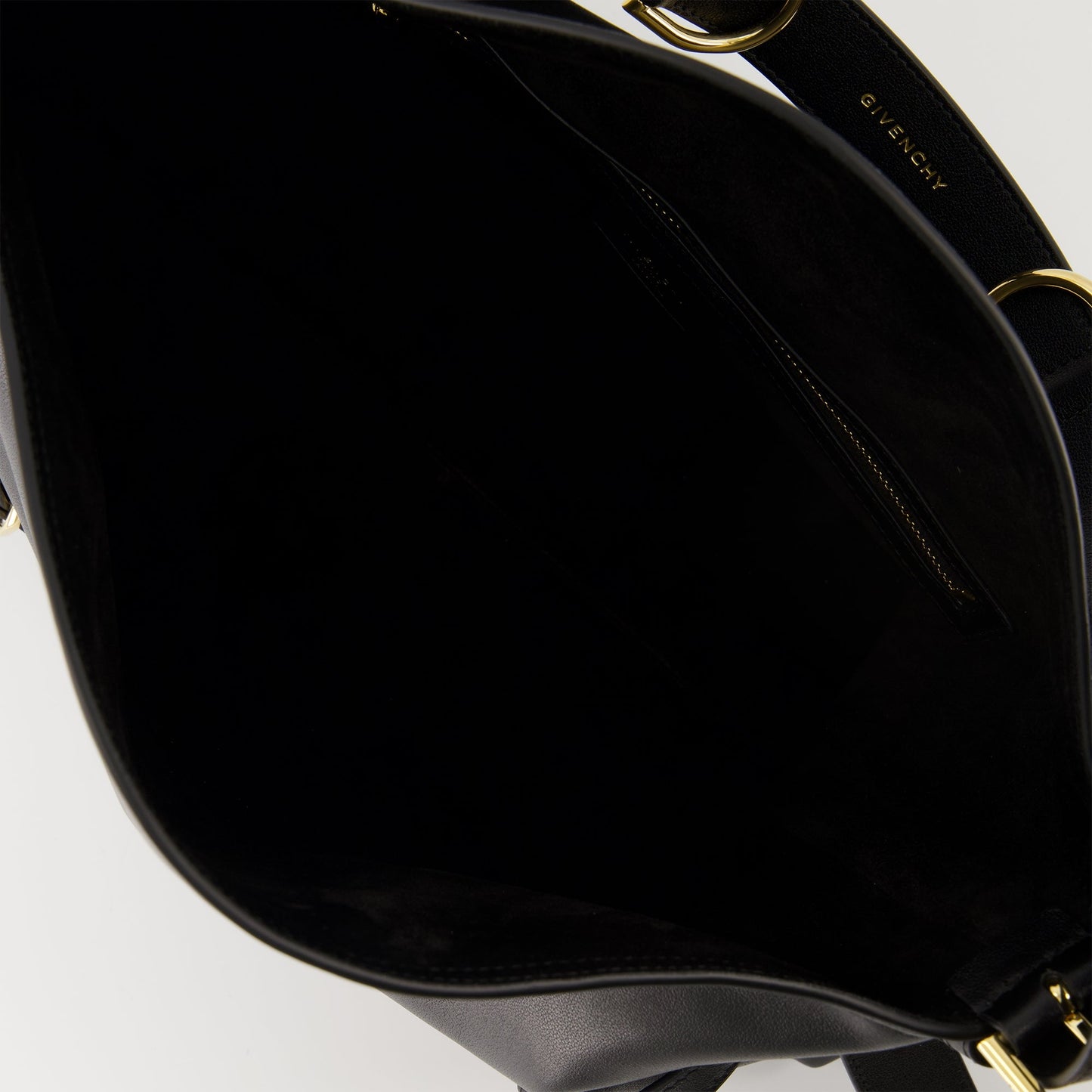 Voyou Shoulder Bag – Black