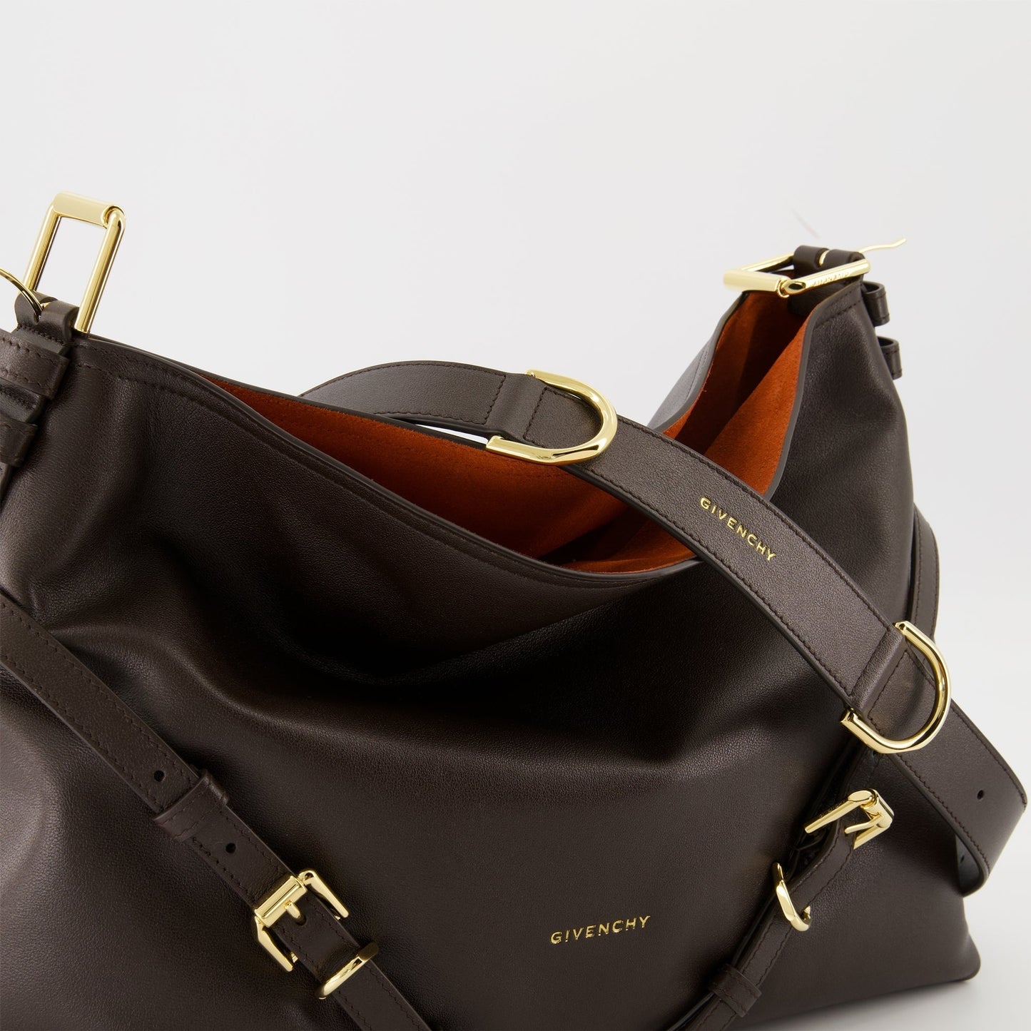 Voyou Shoulder Bag – Dark Brown