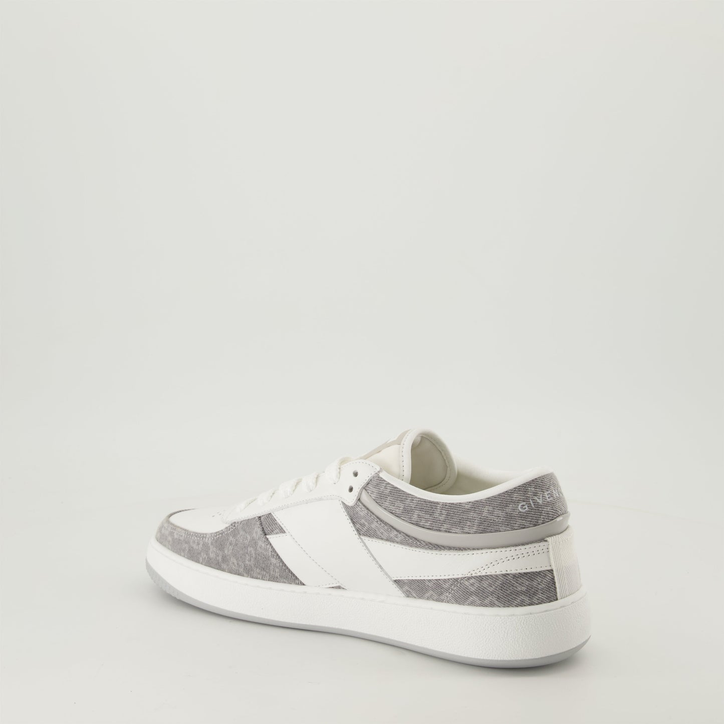 G-Move Sneakers