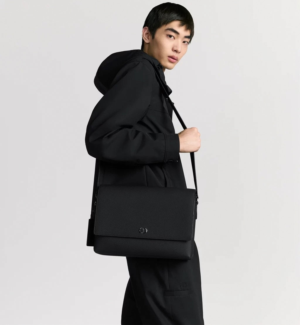 Minimal CD Logo Leather Messenger Bag (Black)