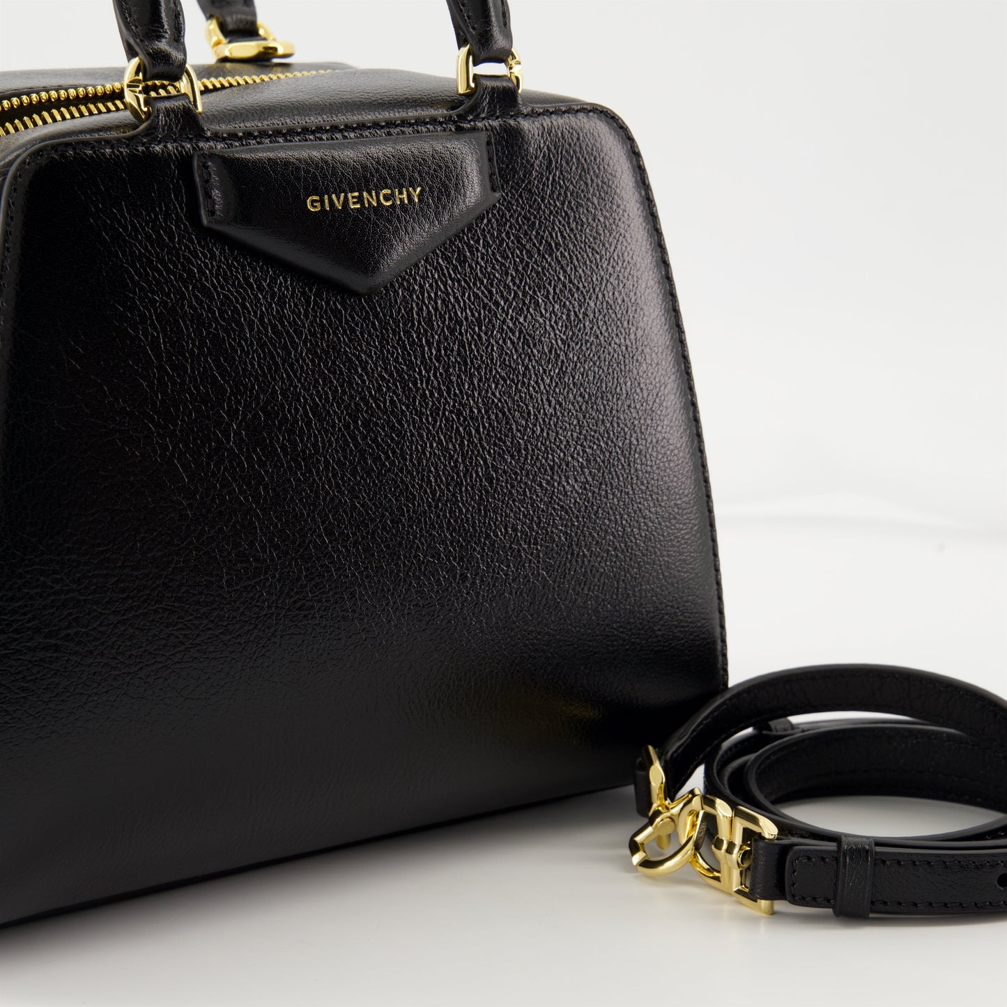 Small Antigona Top Handle Bag in Black Leather