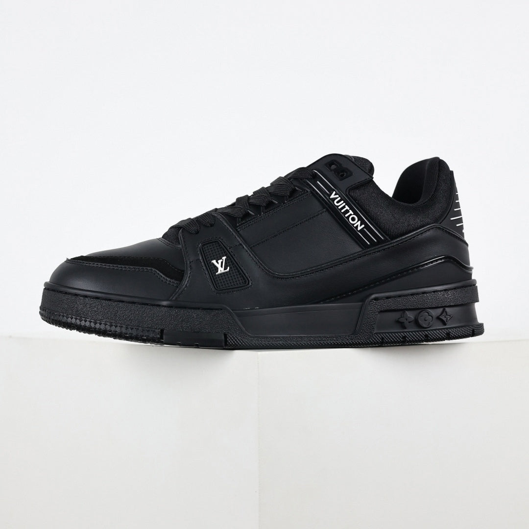 Trainer Sneaker in Black Leather