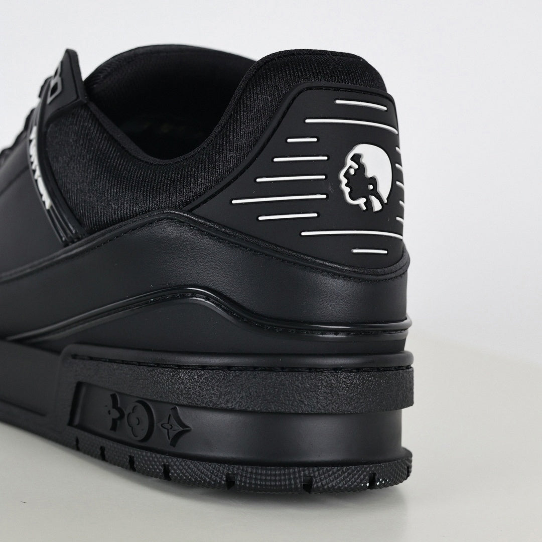 Trainer Sneaker in Black Leather