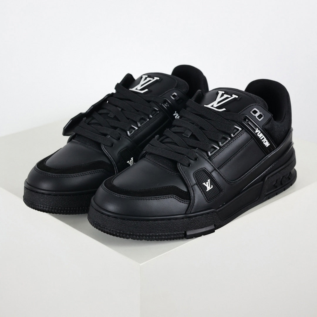 Trainer Sneaker in Black Leather
