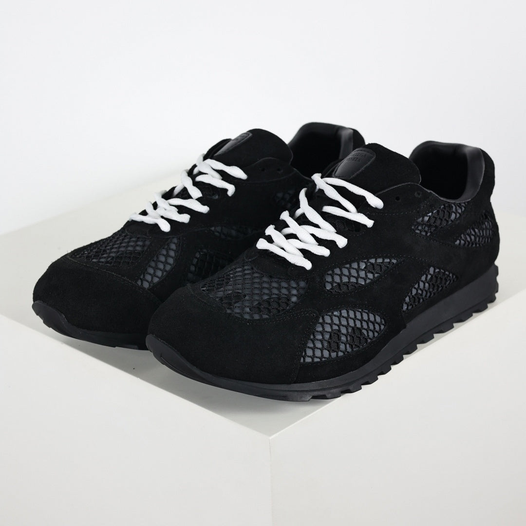 Orbit Lace-Up Runner in Black