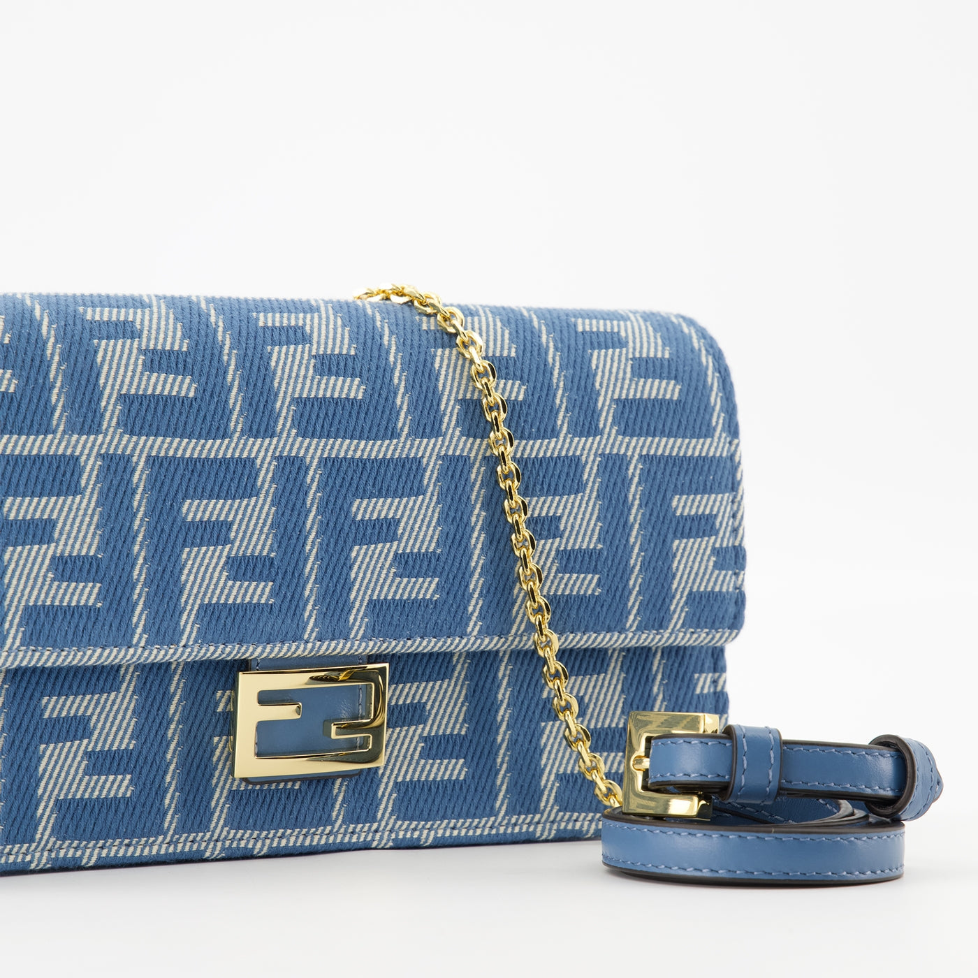 Baguette Chain Wallet – Denim Jacquard