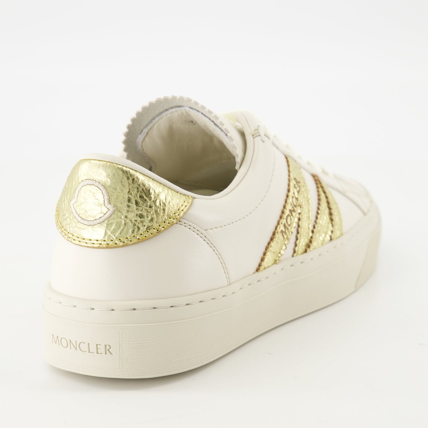 Low-Top Sneakers – White & Gold
