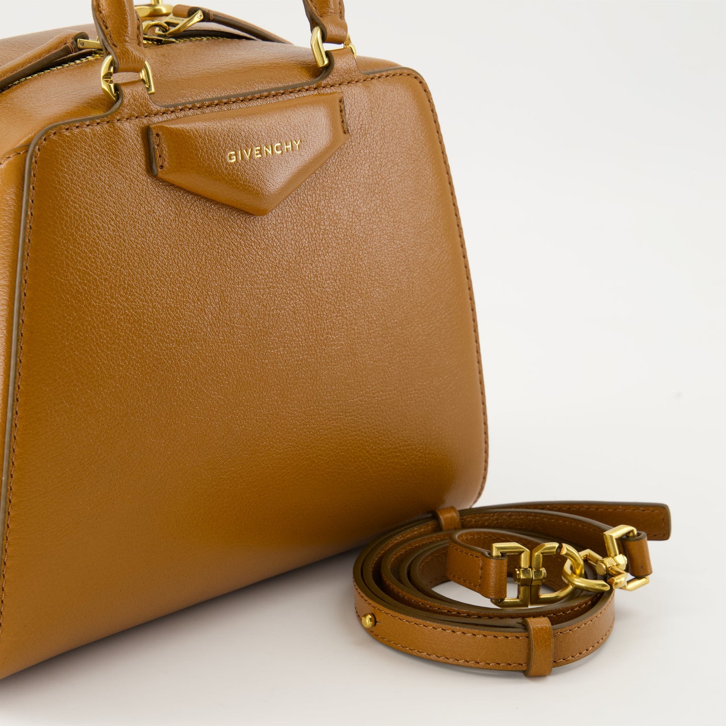 Small Antigona Top Handle Bag in Tan Leather