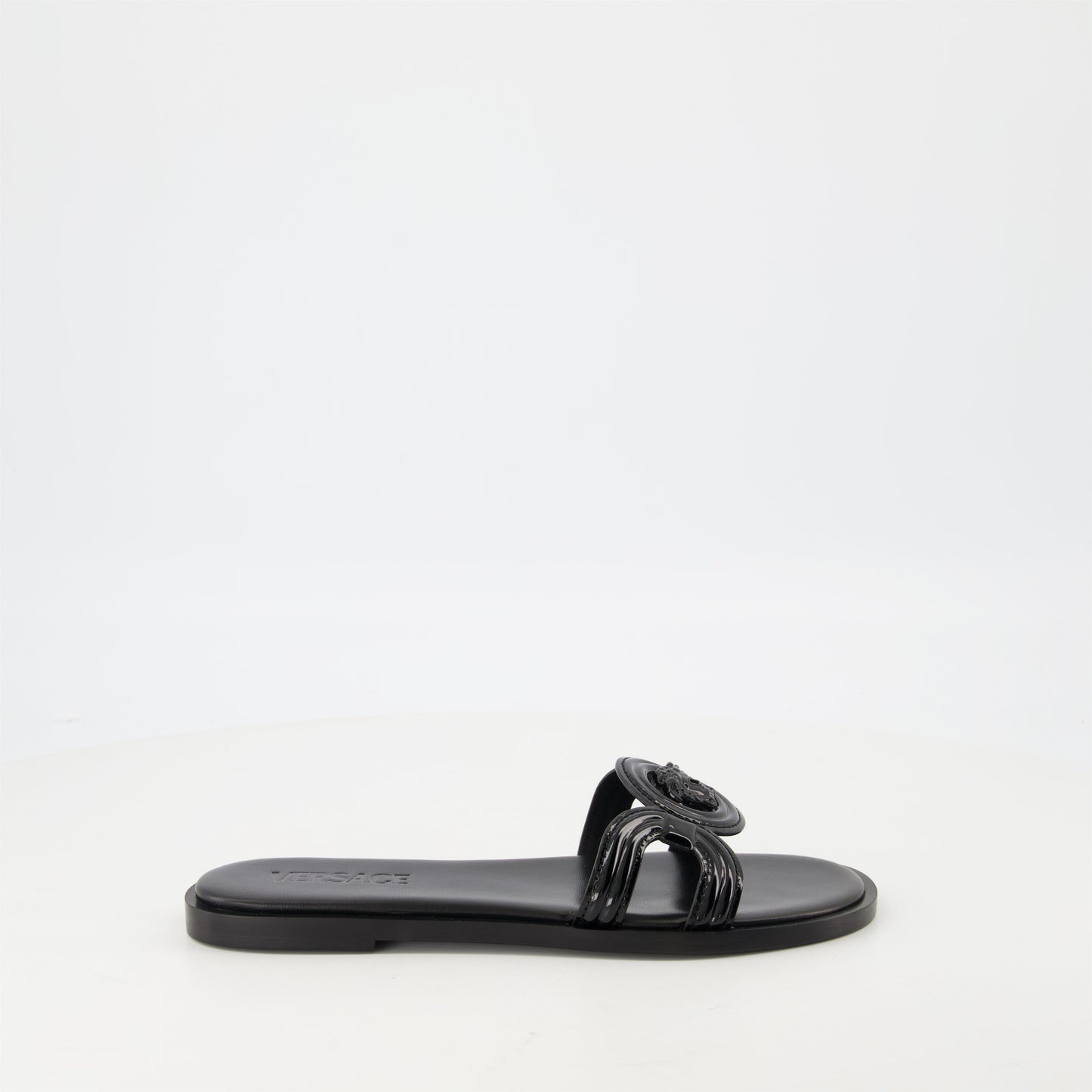 La Medusa Flat Slide Sandals