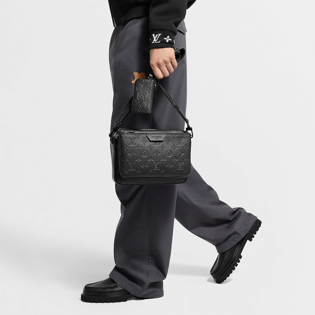 Monogram Embossed Leather Trio Messenger Bag(Black)