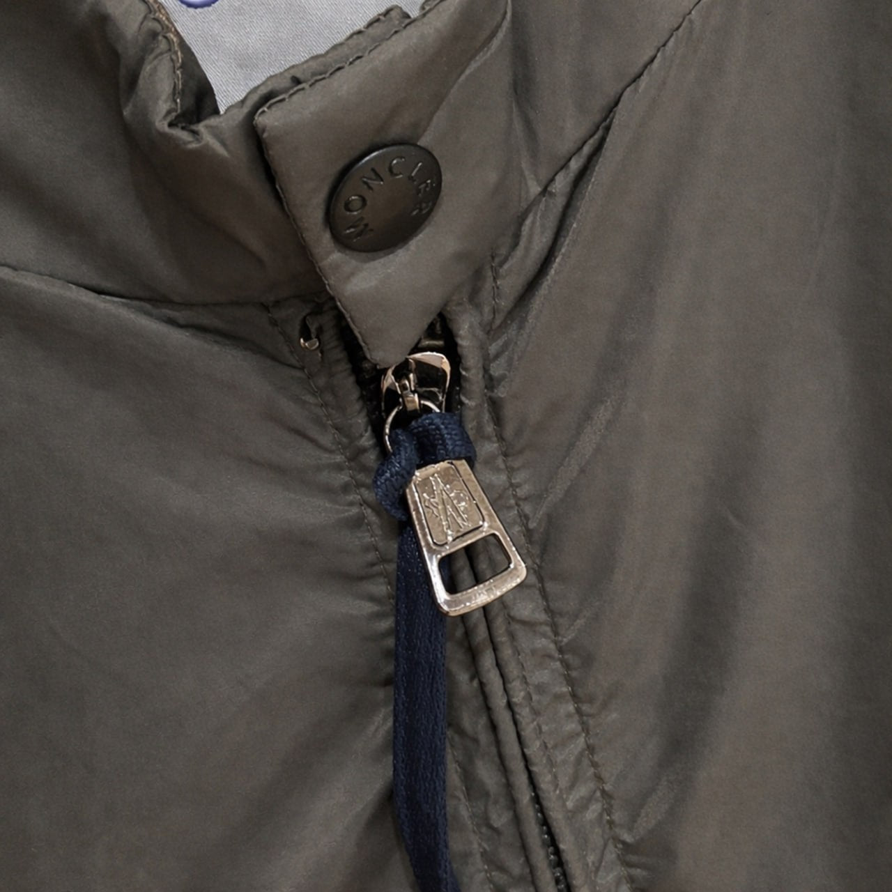 Classic Nylon Bomber Jacket – Graphite Grey