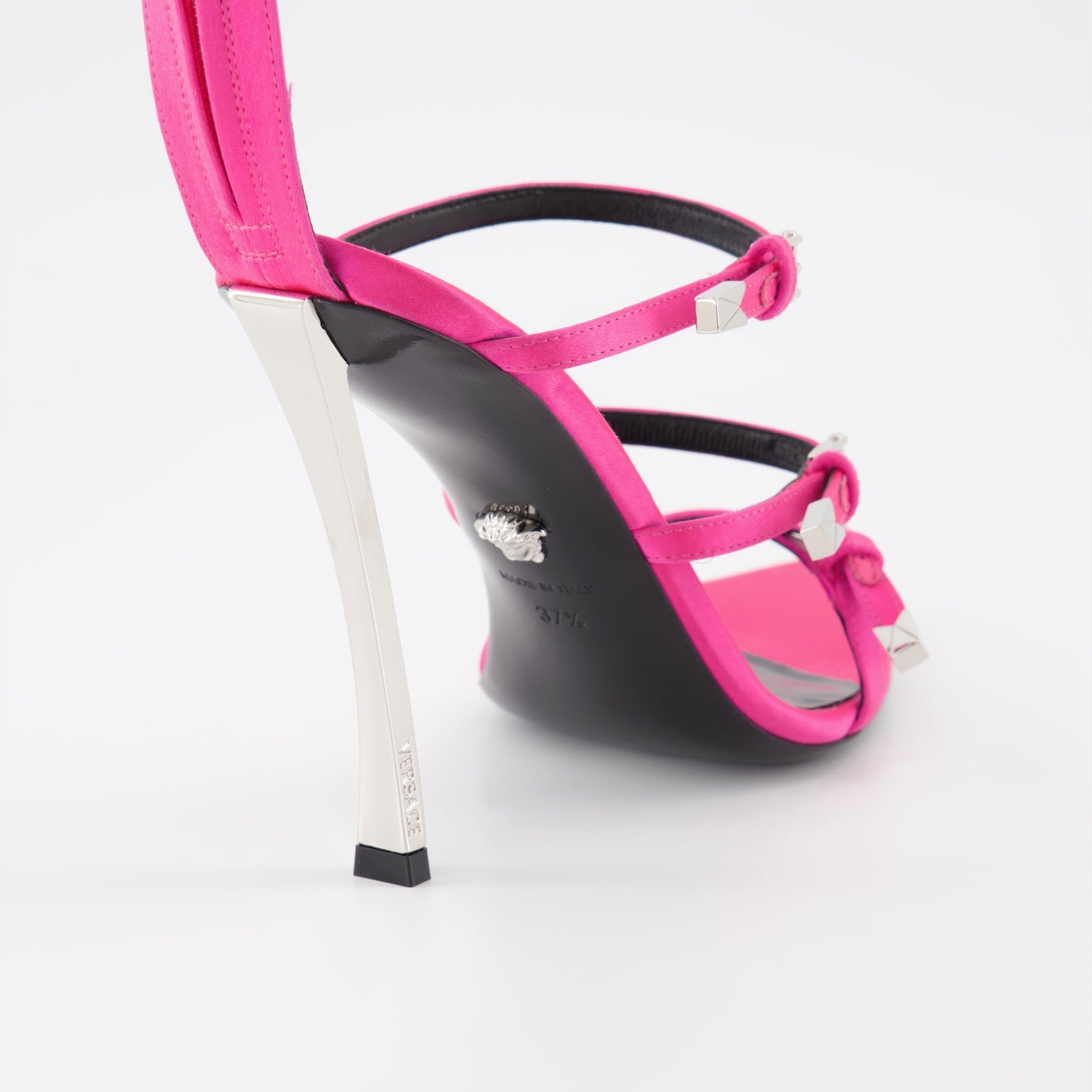 Pin-Point Strappy Sandals
